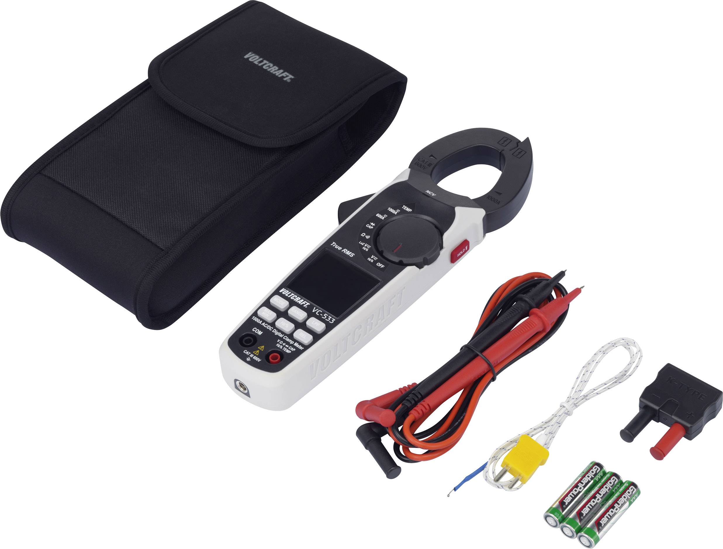 Digitale multimeter met koffer, kabels, batterijen en toebehoren. Hoofdapparaat met meetklemmen en display. Accessoires voor elektrische metingen.