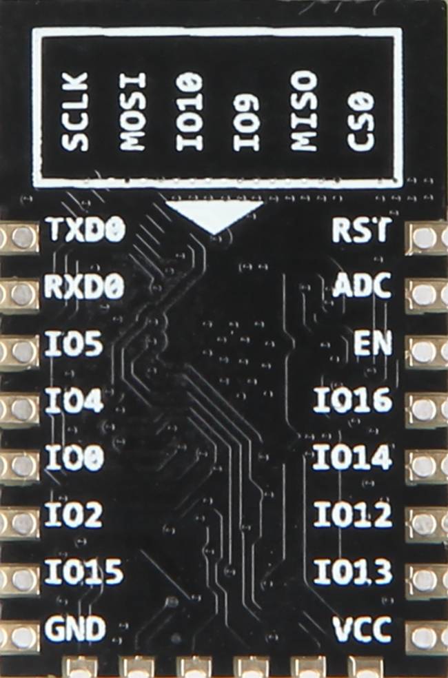 'Zwart microcontroller-module met witte kabelaanduidingen: SCLK, MOSI, MISO, CS0, I0-15, TXD0, RXD0 en aansluitingen GND, VCC.'
