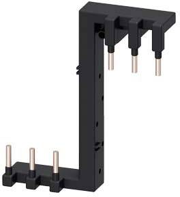 Een zwarte, L-vormige stekkeradapter met meerdere pinnen die omhoog en zijwaarts uitsteken. Ontworpen voor elektrische verbindingen.