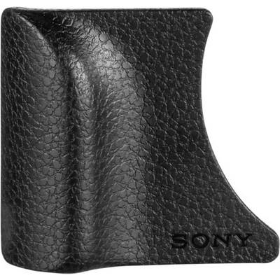 Zwarte, gestructureerde ergonomische handgreep van een Sony-camera.