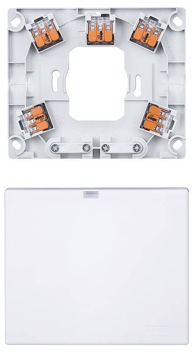 Leeg behuizing voor een wandcontactdoos, voor- en achteraanzicht, geschikt voor bekabeling en aansluitklemmen.