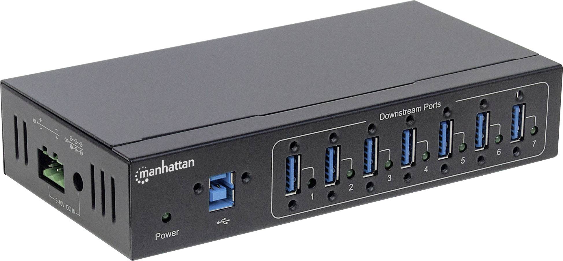USB-hub met zeven blauwe USB 3.0-poorten, één blauwe ingang en een stroomaansluiting. Merk 'Manhattan' op de voorkant.