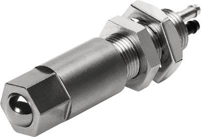 Metaalsensor met een cilindrische behuizing en twee aansluitingen, vermoedelijk bedoeld voor gebruik in industriële toepassingen.