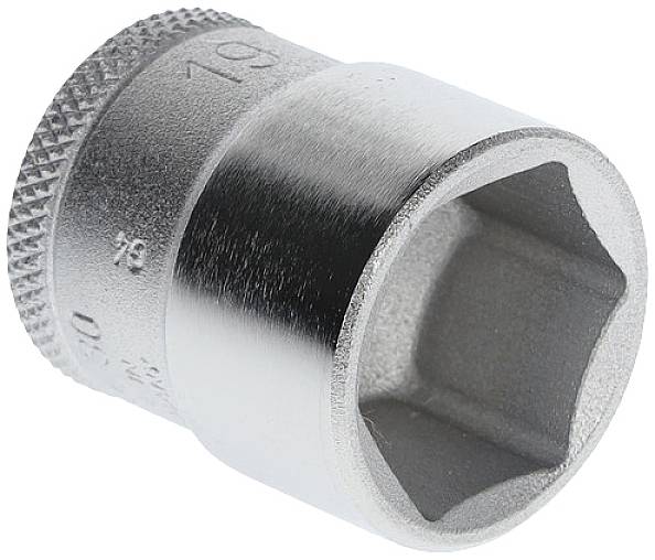 Metalen dopsleutel, zijaanzicht, met zeskante opening. Gebruikt voor ratelsleutels of steeksleutels bij mechanische werkzaamheden.
