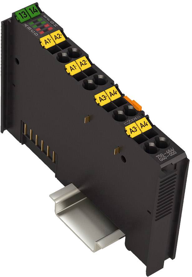 Elektronische module met meerkleurige aansluitingen en labels op een DIN-rail voor industriële automatiseringssystemen.
