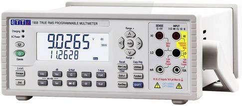 Een programmeerbaar, digitaal multimeter met LED-display toont '9.0265 V', met knoppen en meetaansluitingen aan de voorkant.