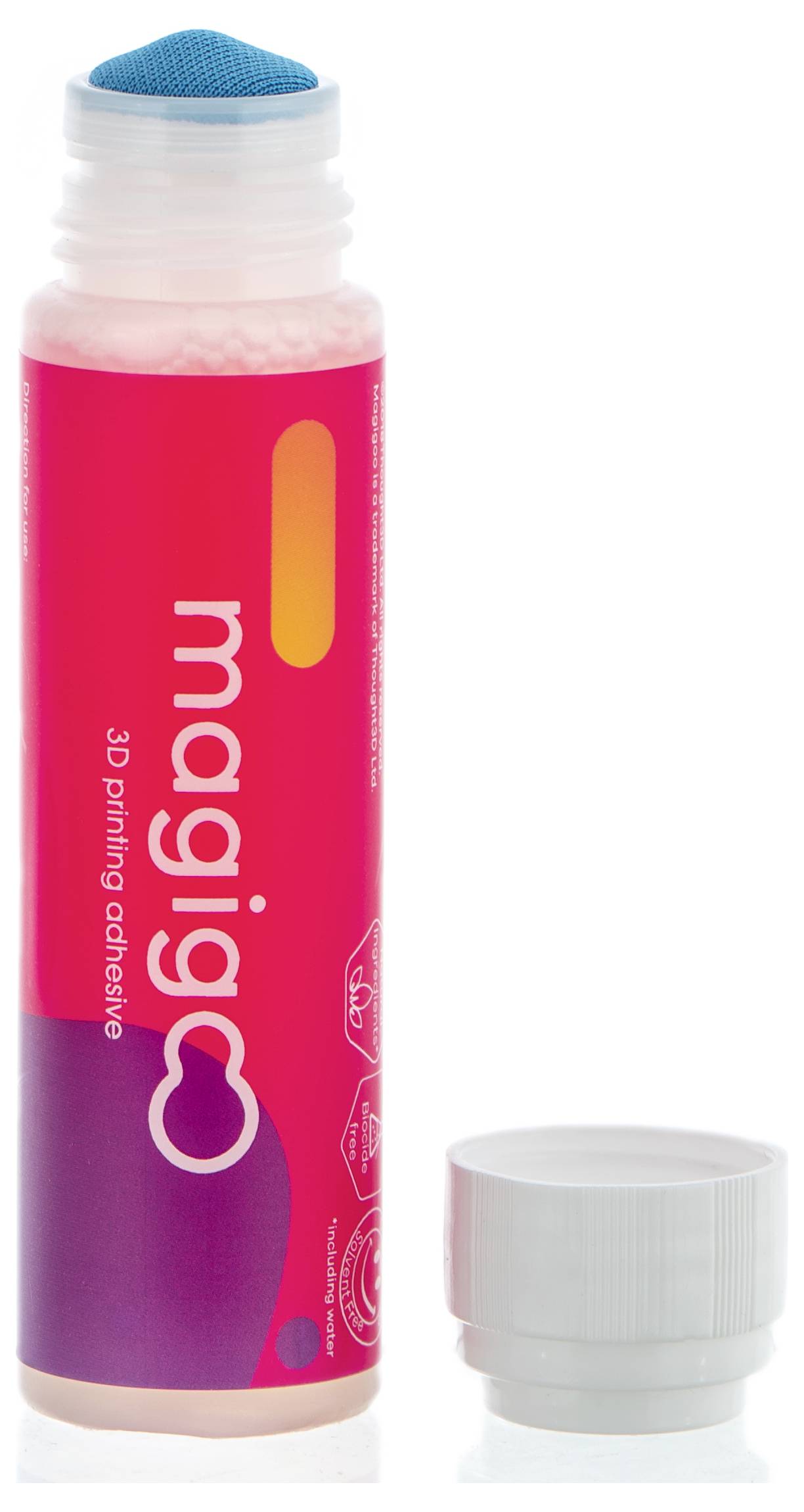 Een lijm in een fles, speciaal ontwikkeld voor 3D-prints, met een rood etiket en een witte dop ernaast.