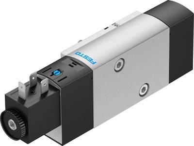 Een elektrisch bediend ventiel van Festo. Het heeft een rechthoekige behuizing met aansluitpennen en een draaiknop aan één uiteinde.
