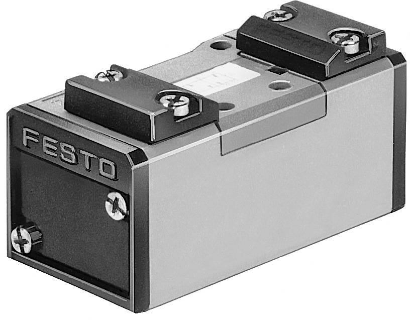 Een rechthoekige cilinder met het opschrift 'FESTO' aan de zijkant. Hij heeft twee zwarte bevestigingselementen bovenaan.