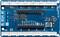 Een blauwe microcontroller-printplaat met meerdere aansluitingen en een centrale chip. Aansluitbalk is gemarkeerd van A0 tot A5 en D0 tot D6.