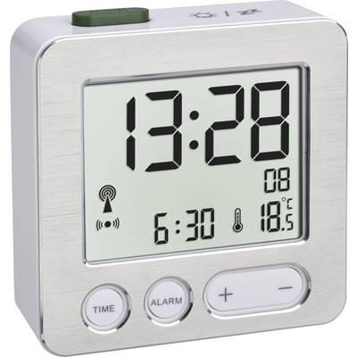 Digitale wekker met groot display toont de tijd 13:28, datum, alarmtijd 6:30 en temperatuur 18,5 °C. Bevat klok- en alarmknoppen.