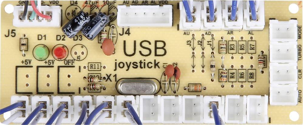 'USB-joystickprintplaat met meerdere aansluitingen en elektronische componenten zoals weerstanden en condensatoren.'