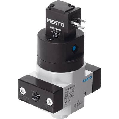 Ventiel van Festo met elektrische spoelbesturing en schroefdraadaansluiting, geschikt voor pneumatische toepassingen in de industrie.