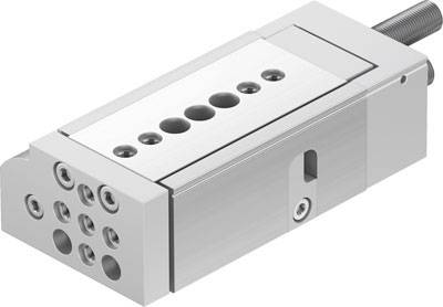 Een pneumatische cilinder met meerdere aansluitopeningen, geschikt voor nauwkeurige positioneringstoepassingen in de industriële automatisering.
