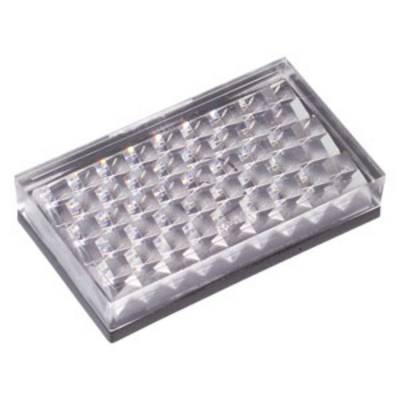 Rechthoekige, transparante glasplaat met coördinerende patronen, mogelijk een optisch element of lens.