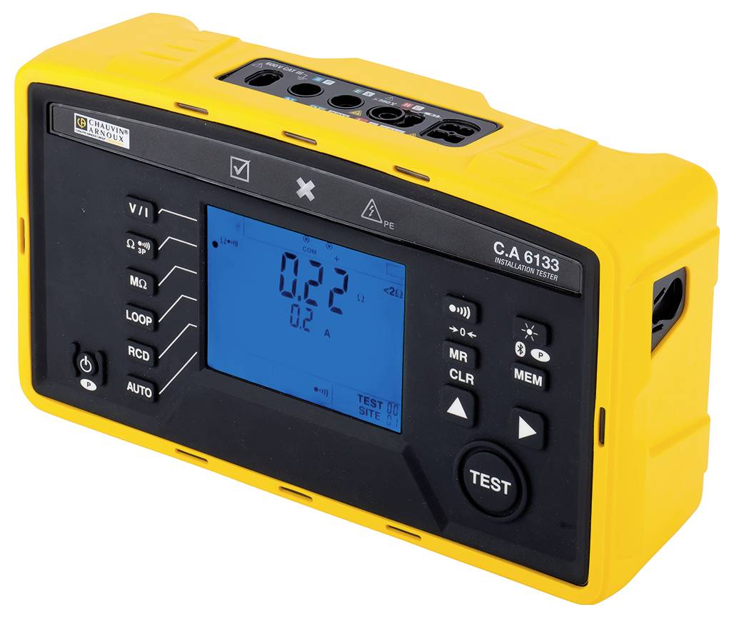 Geel elektronisch meetapparaat met een blauw display, toont numerieke meetwaarden. Toetsen aan de rechterkant maken bediening mogelijk.
