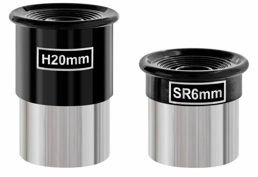 Twee telescooplenzen naast elkaar, links 'H20mm', rechts 'SR6mm', beide met een zwarte behuizing en een zilveren cilinder.