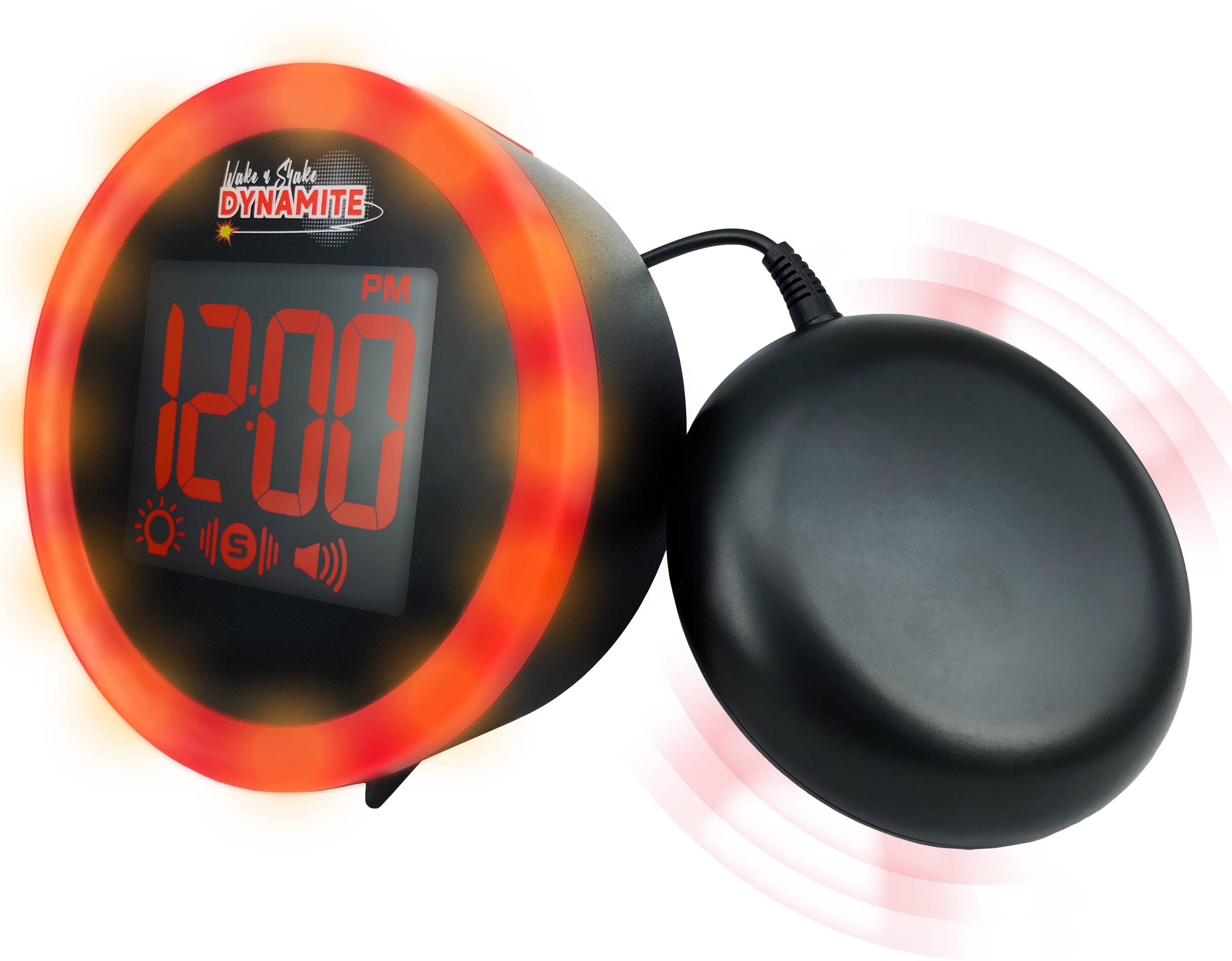 Een wekker met een verlicht display toont '12:00 PM'. Een aangesloten apparaat trilt, wat ontwaken door licht en trillingen symboliseert.