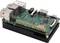 Een Raspberry Pi-computer met meerdere aansluitingen en poorten op het moederbord, gebruikt voor elektronica-projecten en programmering.