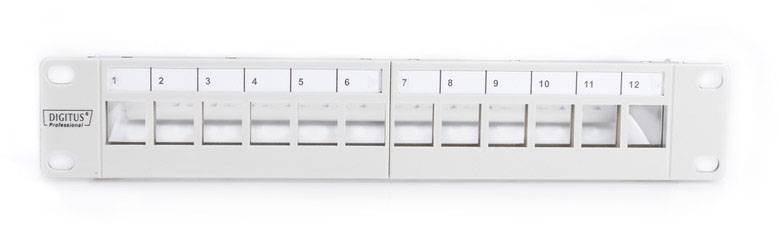 'Patchpanel met 12 genummerde poorten, geschikt voor netwerk- of telecommunicatiebekabeling, twee rijen met elk 6 poorten.'