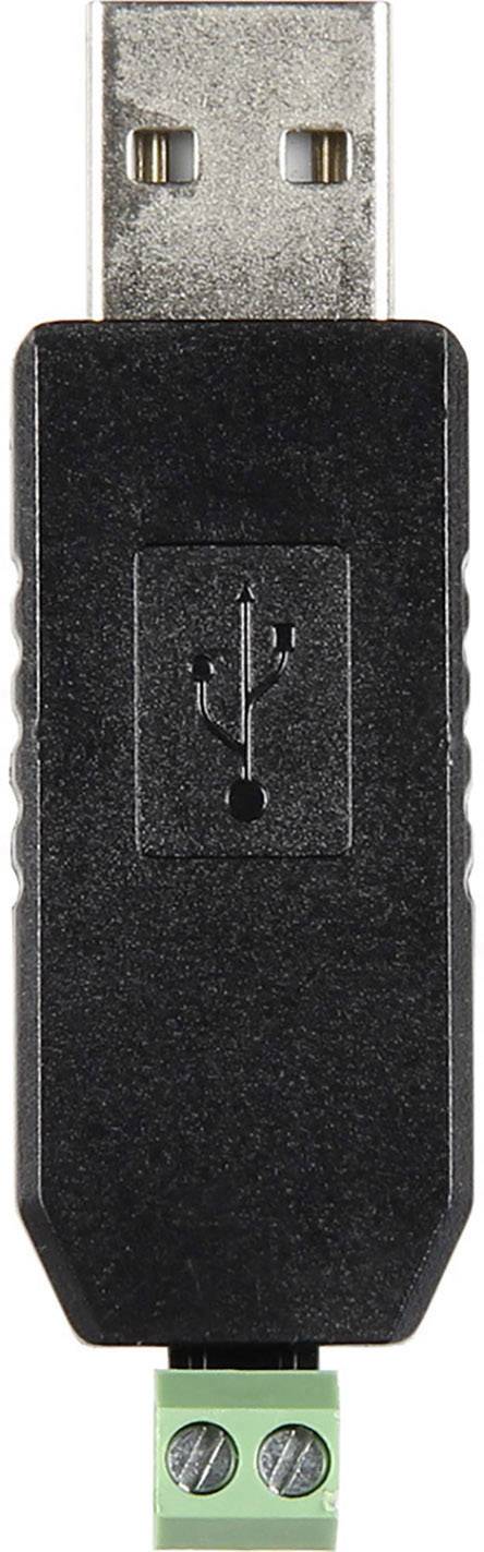 'USB-naar-serieel-adapter' met USB-stekker en groene aansluiting aan de andere kant. Verbindt USB-apparaten met seriële interfaces.