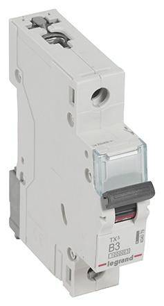 Een witte installatieautomaat met de aanduiding 'TX3 B3' van het merk 'Legrand'.