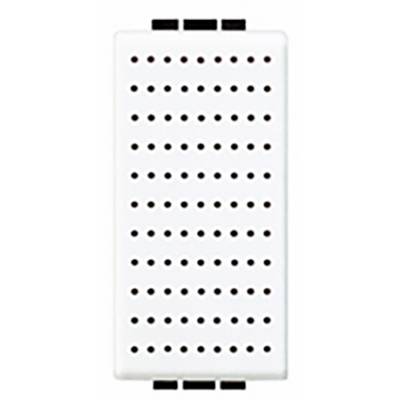 Een kleine, rechthoekige, witte elektrische sensor met vele kleine gaatjes, mogelijk een temperatuursensor.
