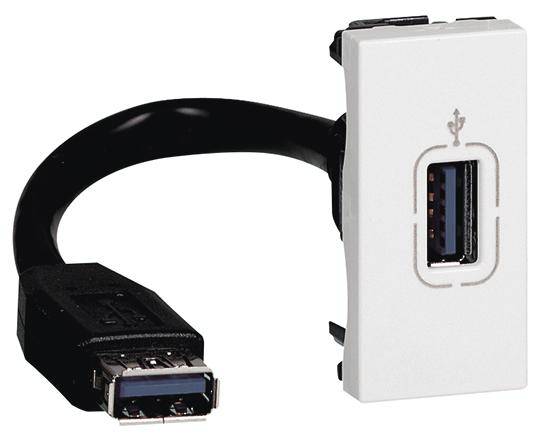 USB-verlengkabel met zwarte stekker en witte aansluiting, geschikt voor USB-apparaatverbindingen in beperkte ruimtes.