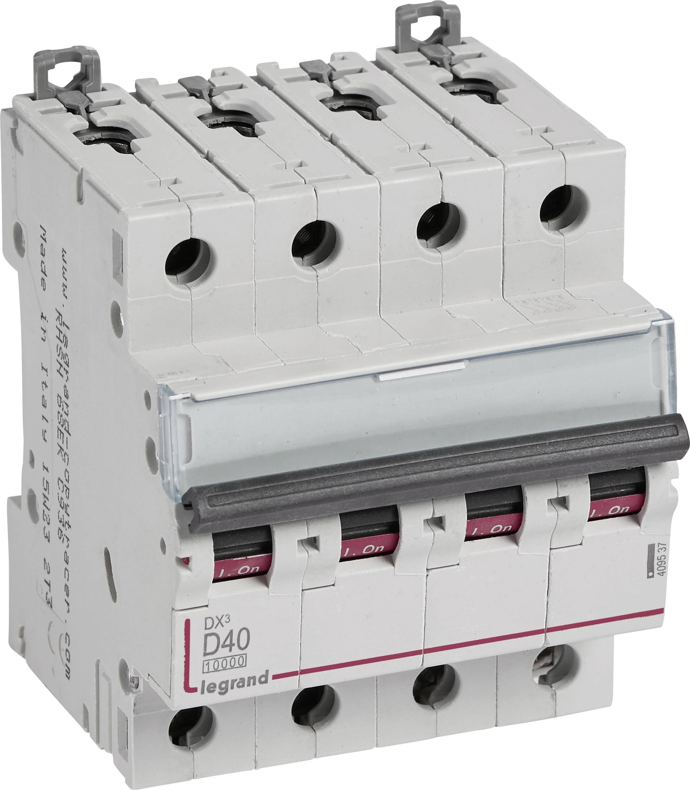 Een vierpolige vermogensschakelaar met aanduiding 'D40'. Gebruikt voor besturing en beveiliging van elektrische circuits.