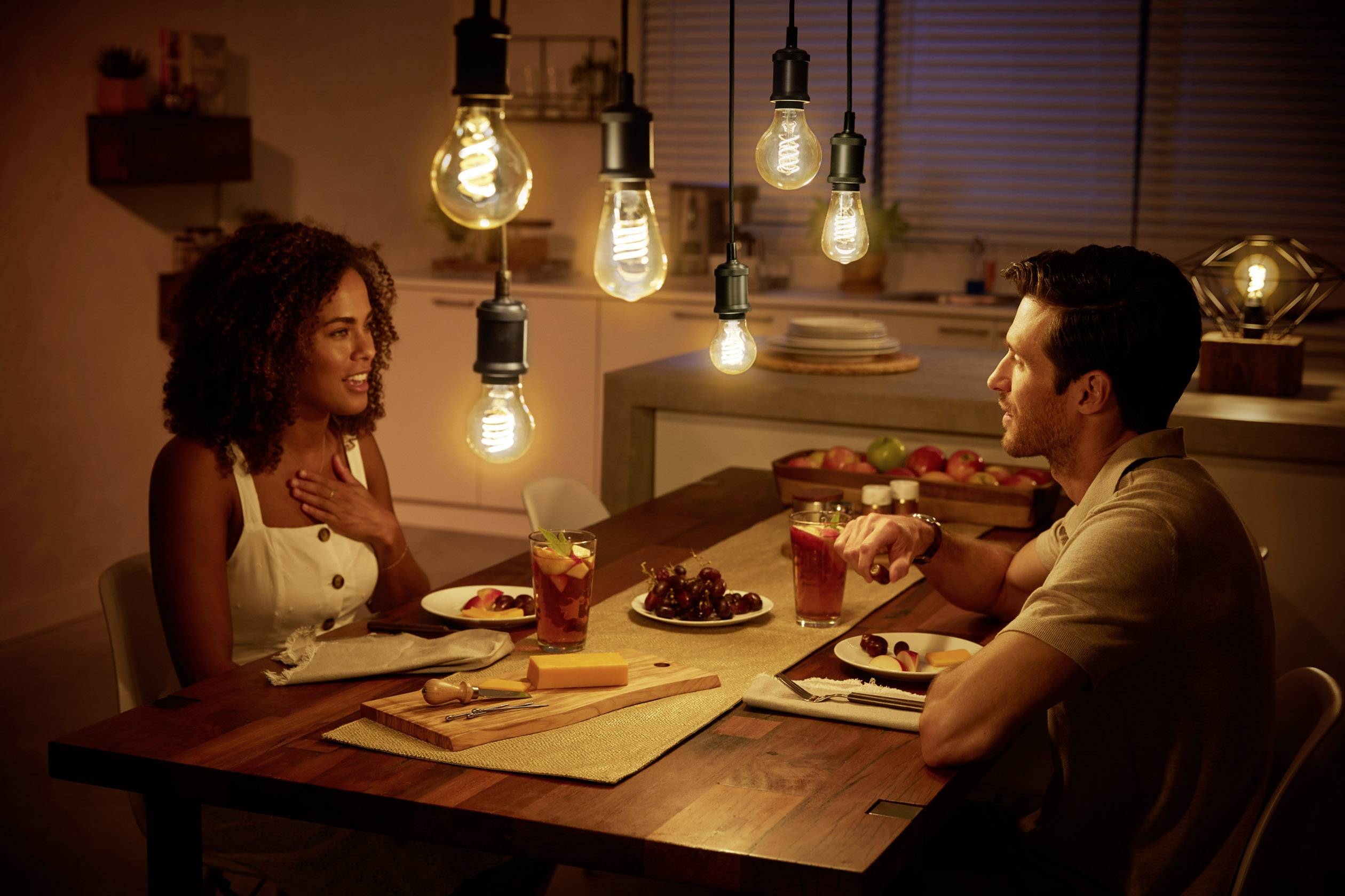 Philips LED LED-lamp (los) 929002241201 Energielabel: G (A - G) PHILIPS E27 7 W Warmwit-7