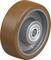 Groot wiel met een gladde, bruine loopvlakte en een zilverkleurige metalen kern met een centraal lager. Geschikt voor voertuigen of machines.