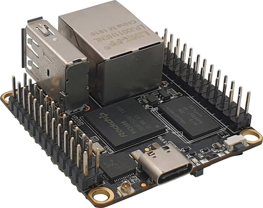 Een single-board computer met Ethernet-aansluiting en USB-C-poort. Hoofdcomponenten en pinnen zijn zichtbaar. Geschikt voor DIY-projecten.