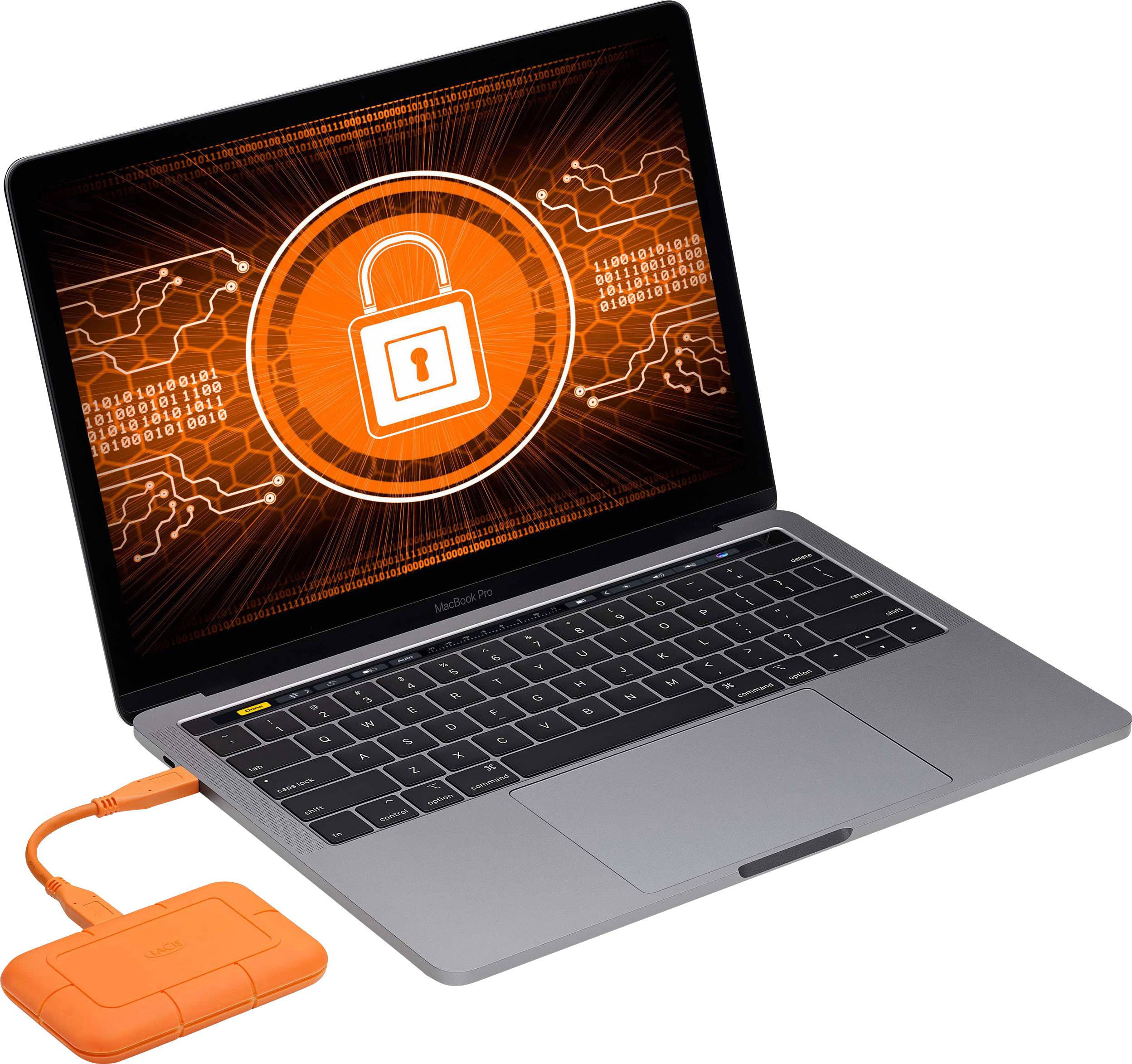 Een laptop toont een oranje slot-symbool op het scherm, wat wijst op gegevensbeveiliging. Een oranje extern apparaat is aangesloten.
