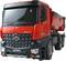 Rode Mercedes-Benz Arocs kiepwagen speelgoed met gedetailleerde vooraanzicht.