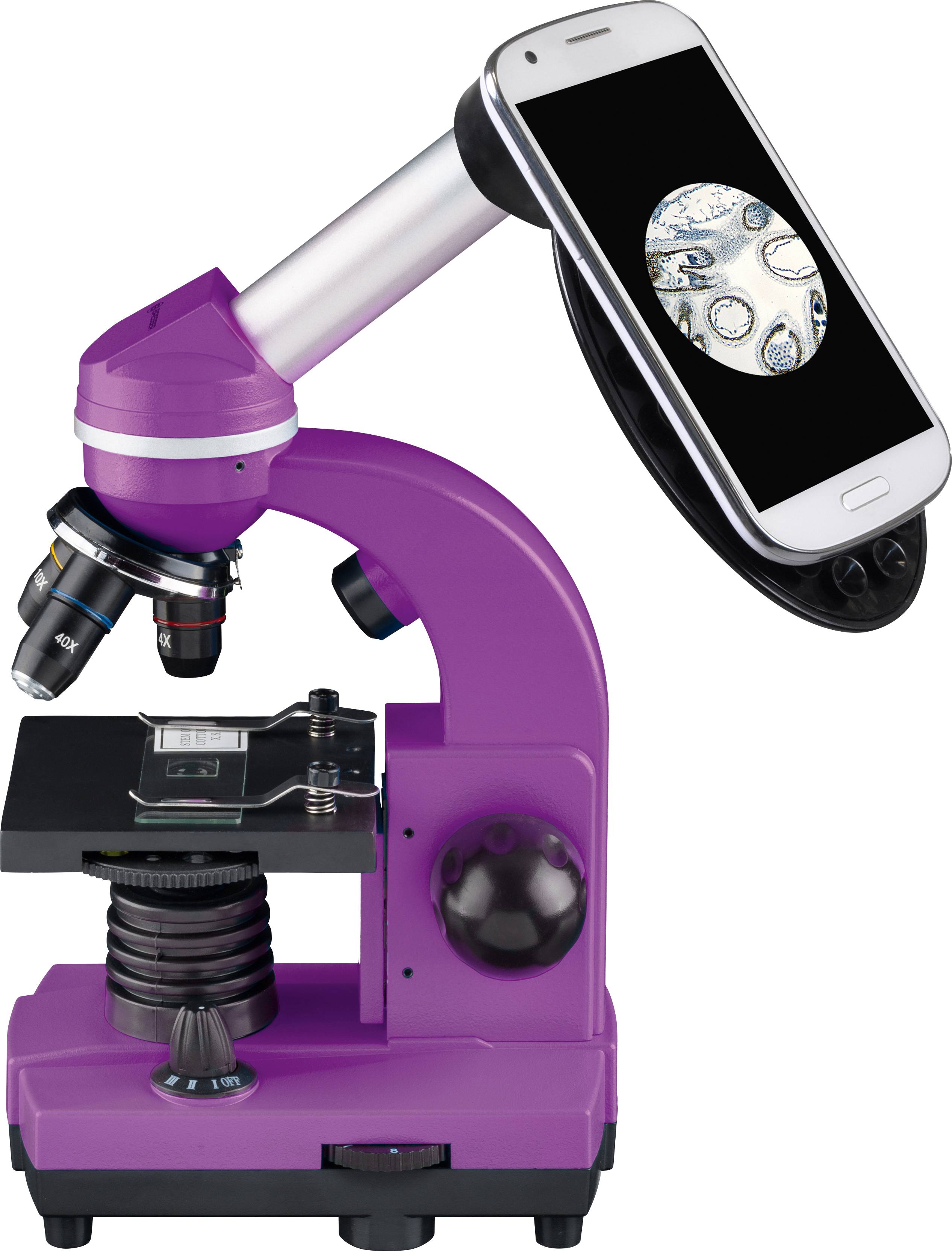 Paarse microscoop met smartphonehouder, toont vergroot beeld van cellen op smartphonescherm.