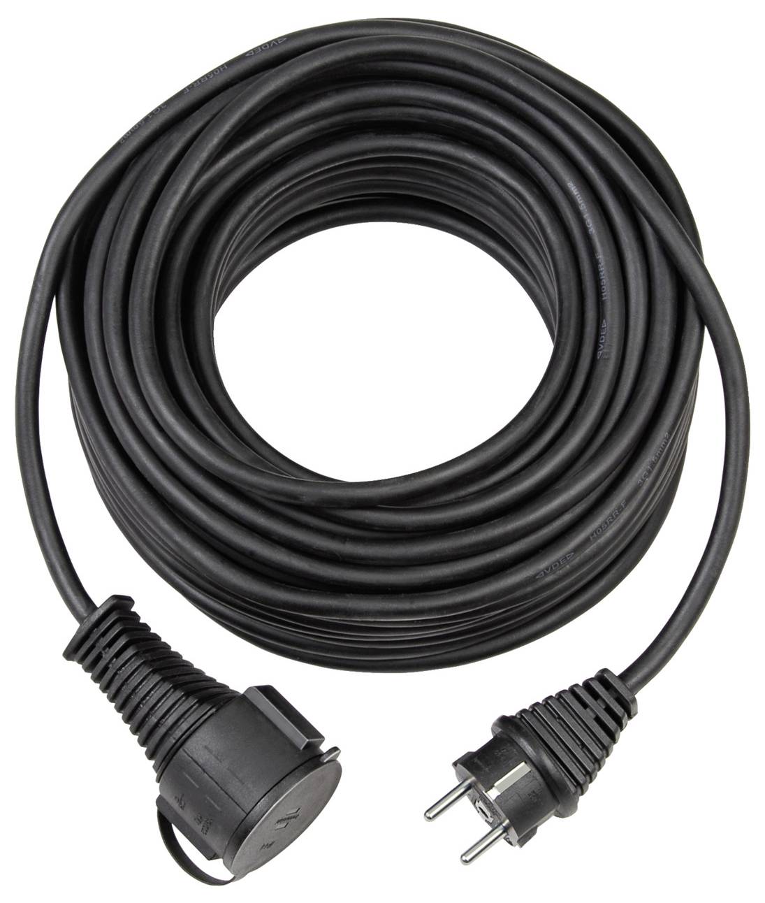 Opgerolde zwarte verlengsnoer met gevormde stekker en contactdoos op een witte achtergrond.