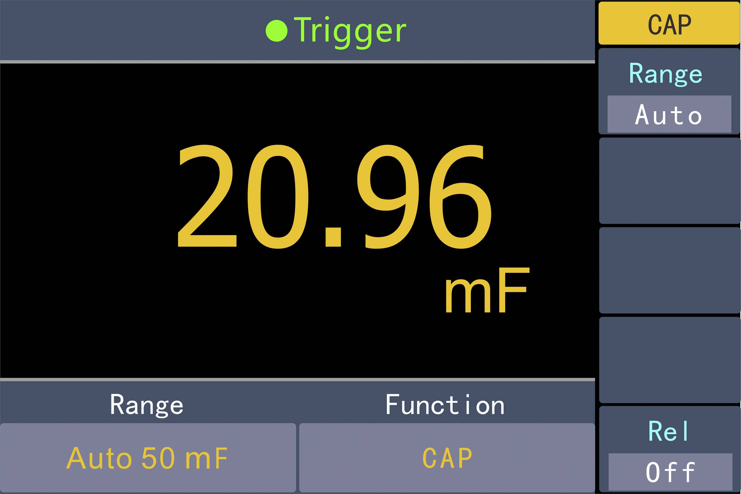 Capaciteitsmeting op een meetinstrument: waarde van 20,96 mF weergegeven, modus 'Auto', functie 'CAP', bereik 'Range Auto', relais 'Uit'.