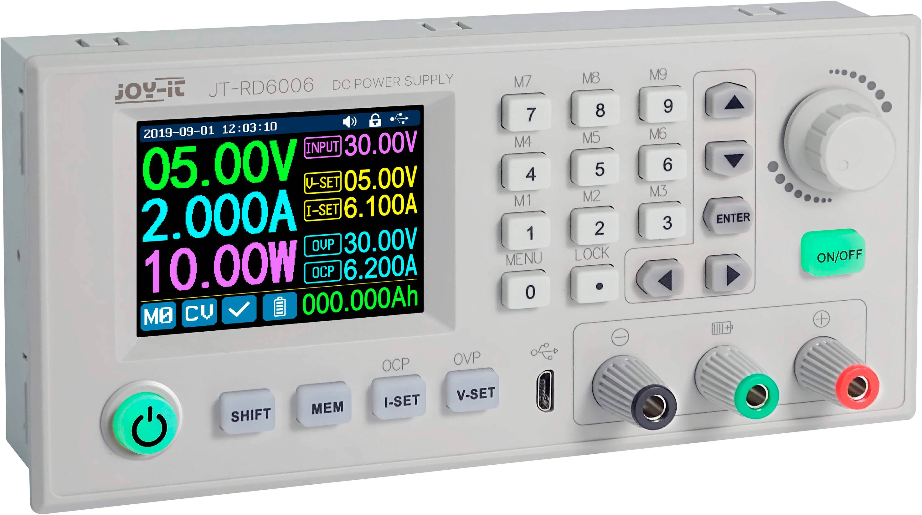 Een DC-voedingsapparaat met digitaal display toont actuele spanning, stroomsterkte en vermogen. Knoppen en draaiknop voor instelling zichtbaar.