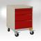 Een mobiele rolcontainer met drie rode laden en een grijs behuizing op vier wielen. Ideaal voor kantoor- of werkplaatsgebruik.