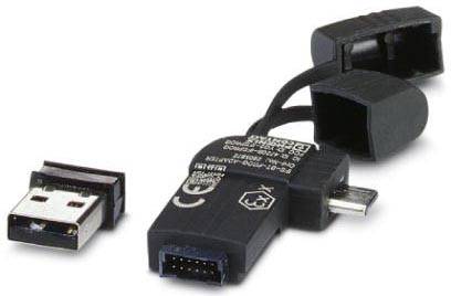 Een USB-adapter met meerdere aansluitingen, waaronder USB, micro-USB en een andere connector, is geopend en ligt op een witte ondergrond.