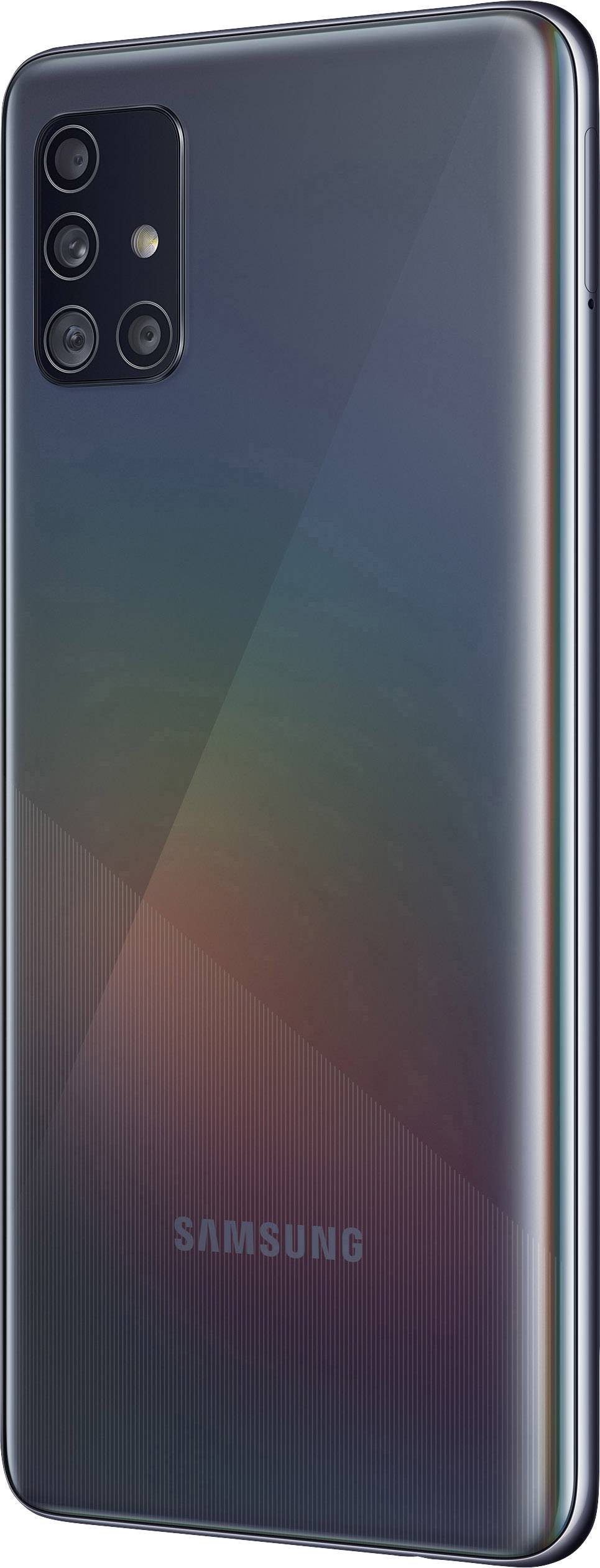 Een smartphone van de achterkant in donkere kleuren. Linksboven zijn vier cameralenzen en een flitslicht zichtbaar.