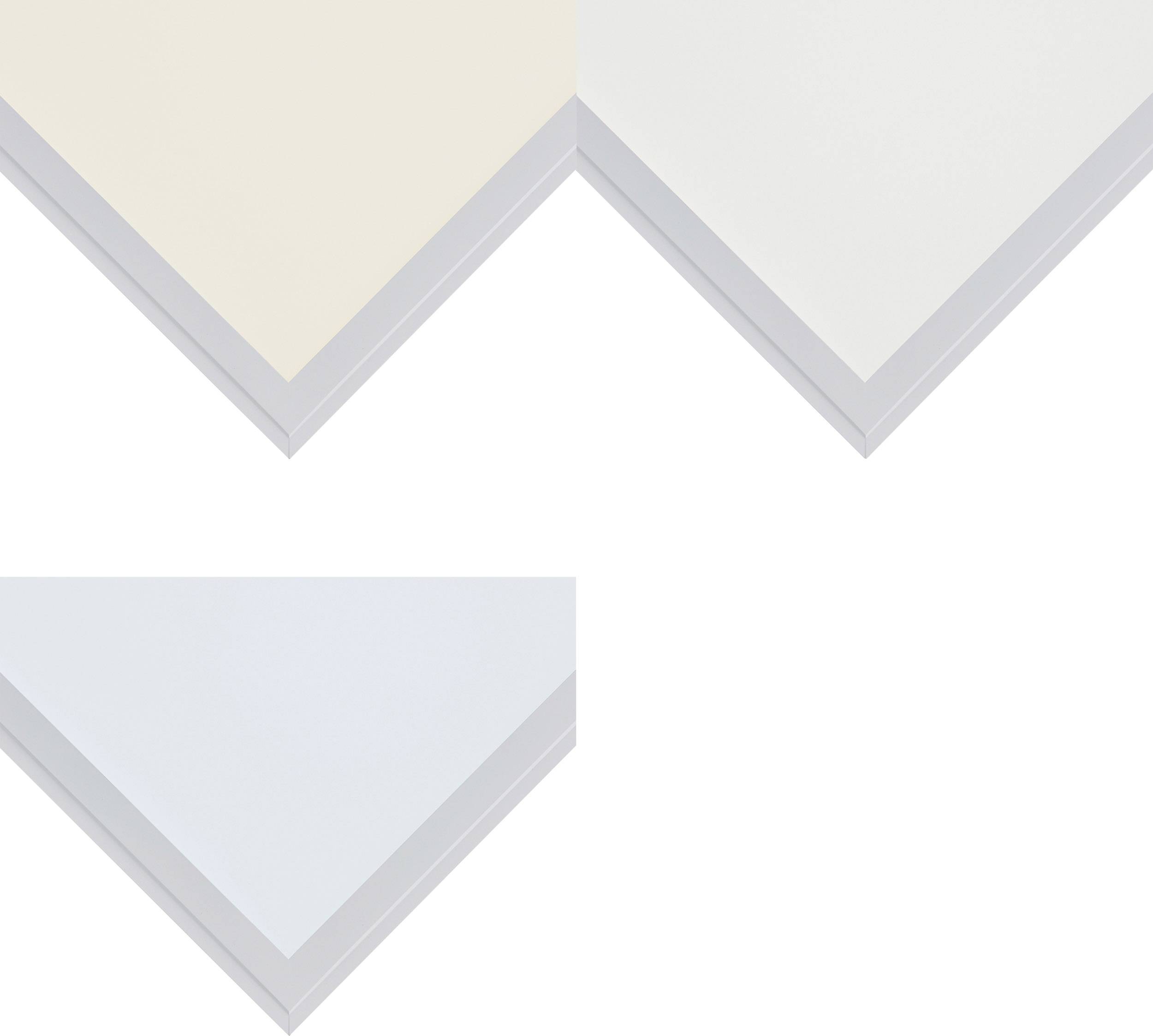'Drie geometrische formaties in driehoeksvorm, respectievelijk in beige, wit en blauw, op een witte achtergrond. Modern design.'