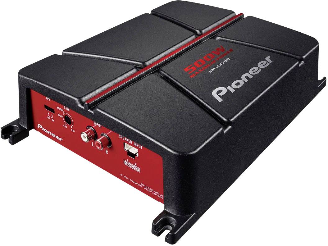 Autoradio-versterker van Pioneer met 500W, zwarte behuizing en rode aansluitingen.