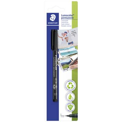 Een zwarte 'Lumocolor permanent' universele stift van Staedtler. De verpakking toont foto's en symbolen voor gerecycled materiaal en droogt snel.