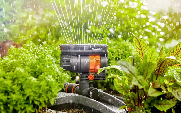 GARDENA 18708-20 Gardena AquaZoom compact, Schwingender Wassersprinkler, 216 m² Zwenksproeier 9 - 216 m²-1