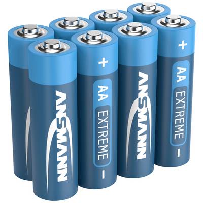 Zeven blauwe AA-batterijen met plus- en minustekens, gemerkt met 'Extreme'.