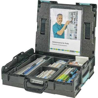 Open transportbox met verschillende elektrische materialen, waaronder kabelgoten en stekkerverbindingen. Catalogus over 'Elektromateriaal voor professionals'.