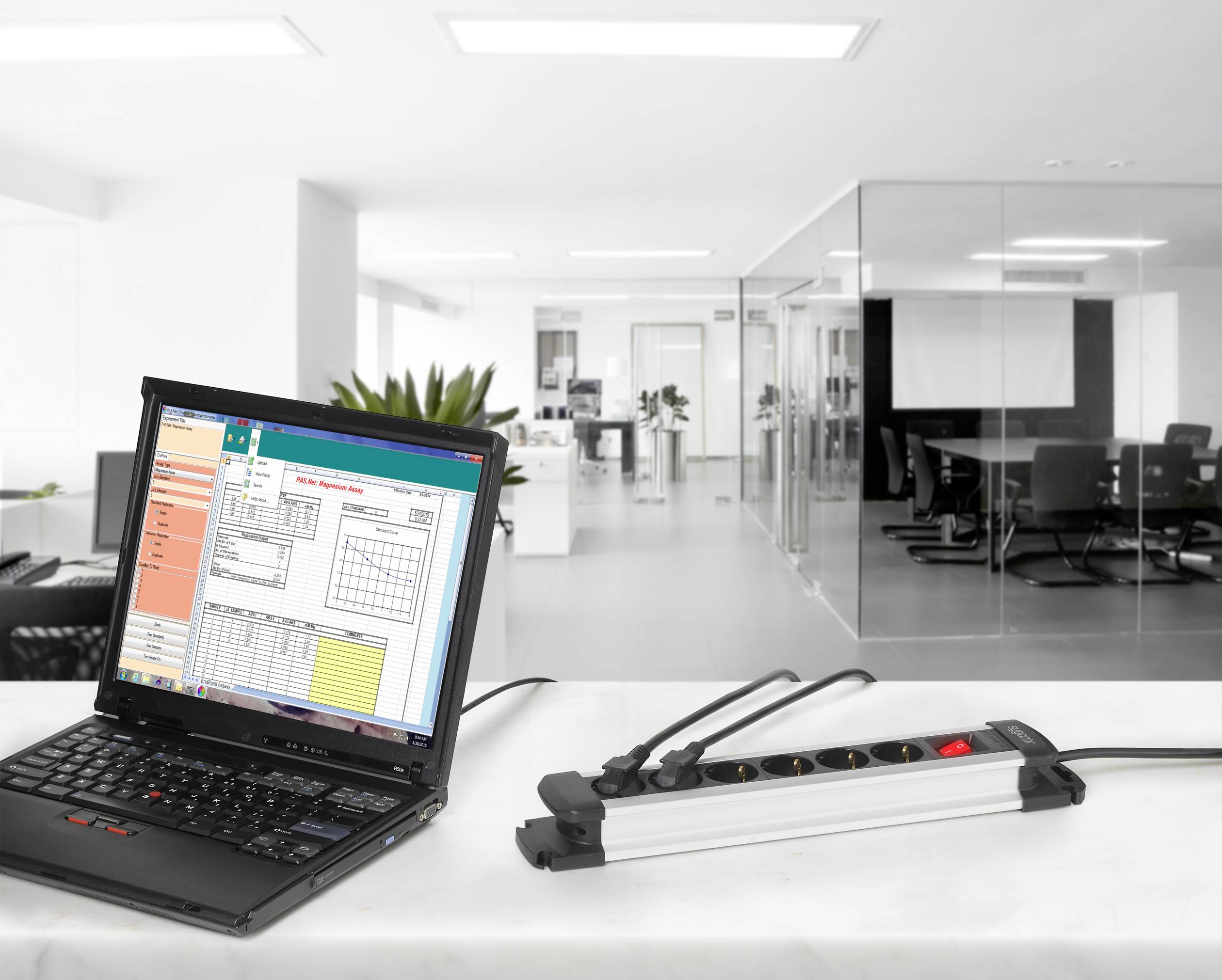 Sygonix SY-4538260 Stekkerdoos met schakelaar 6-voudig Zwart, Zilver Randaarde stekker 1 stuk(s)-4