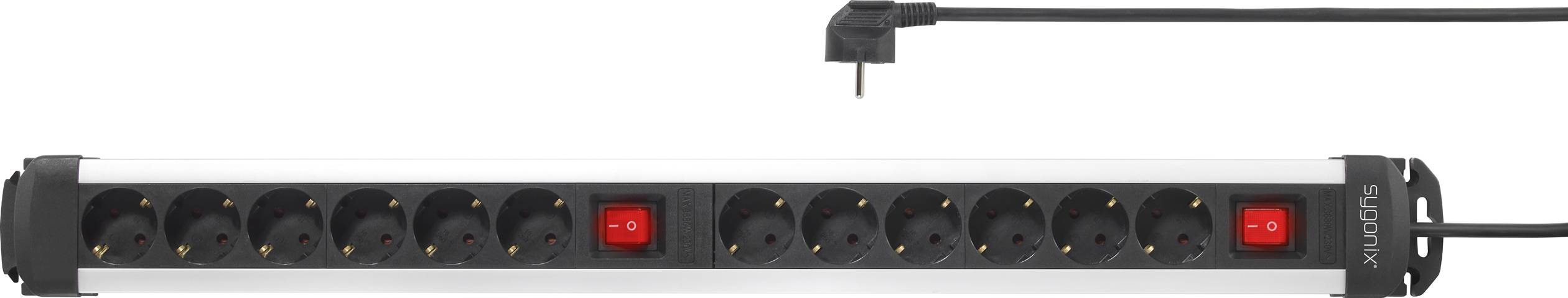 'Een zwarte stekkerdoos met twaalf aansluitingen en twee rode schakelaars. Een kabel met stekker is rechtsboven zichtbaar.'