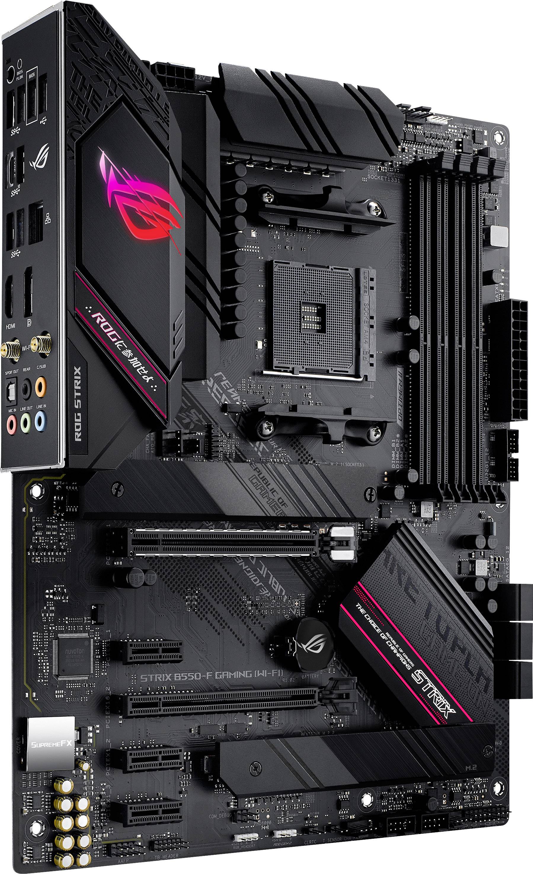 'Een zwart computermoederbord met meerdere aansluitingen, waaronder USB- en audiopoorten. Opdruk 'ROG STRIX''.